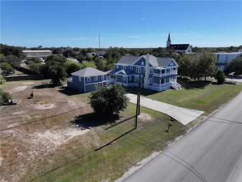 909 Power Street Refugio TX 78377