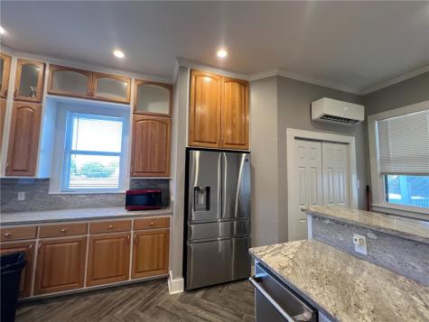 909 Power Street Refugio TX 78377