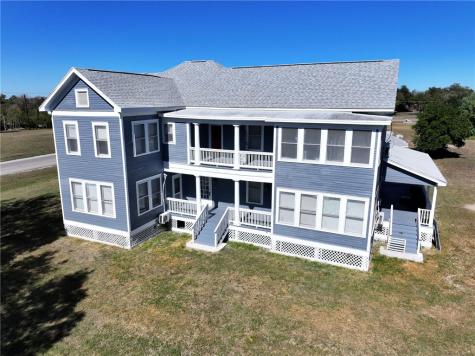 909 Power Street Refugio TX 78377