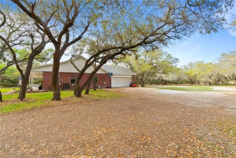 1402 W Johnson Avenue Aransas Pass TX 78336