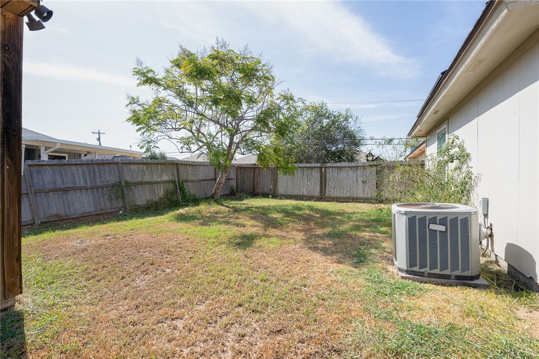 1706 Chisolm Trai Corpus Christi TX 78410