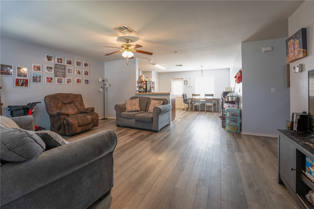 1706 Chisolm Trai Corpus Christi TX 78410