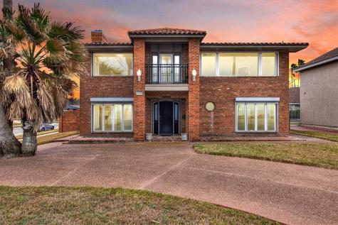 5249 Ocean Drive Corpus Christi TX 78412