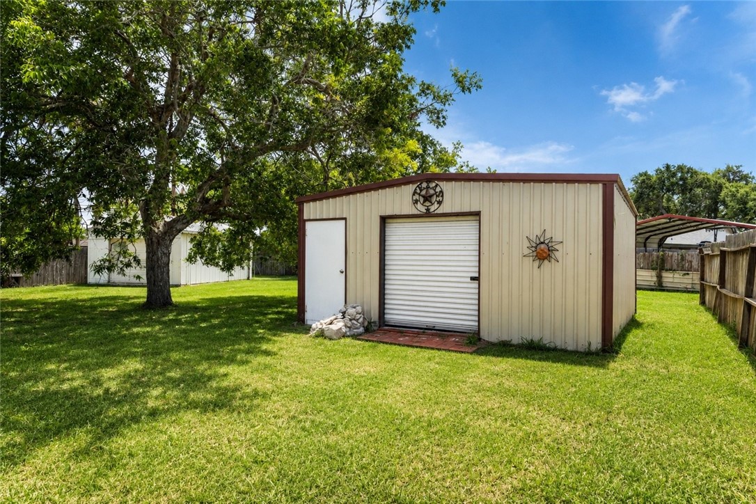 3201 E Bayberry Place Corpus Christi TX 78418