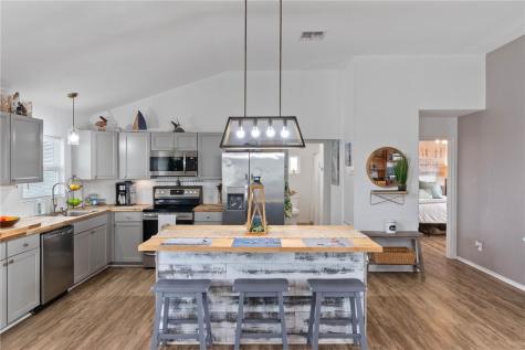 341-342 W Misty Oak Rockport TX 78382