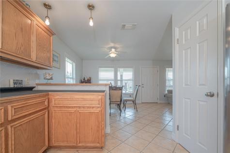 1323 S Live Oak Street Rockport TX 78382