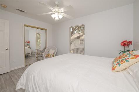 1323 S Live Oak Street Rockport TX 78382