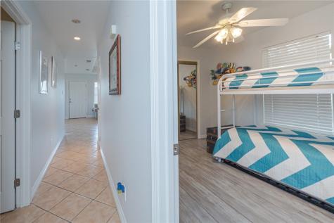 1323 S Live Oak Street Rockport TX 78382