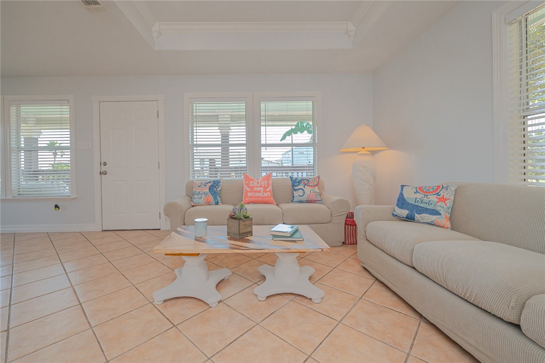 1323 S Live Oak Street Rockport TX 78382