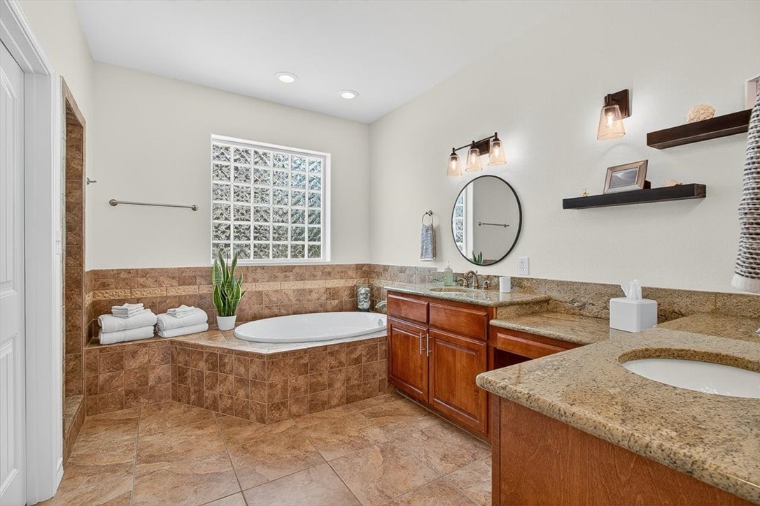 853 Oceanside Drive Port Aransas TX 78373