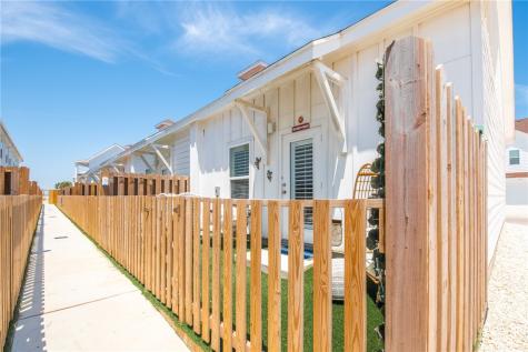 15117 Boca Grandi Drive Corpus Christi TX 78418