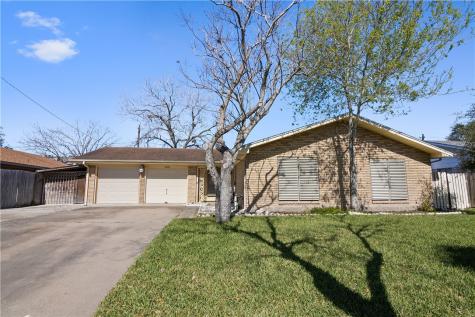 4026 Manhattan Drive Corpus Christi TX 78411