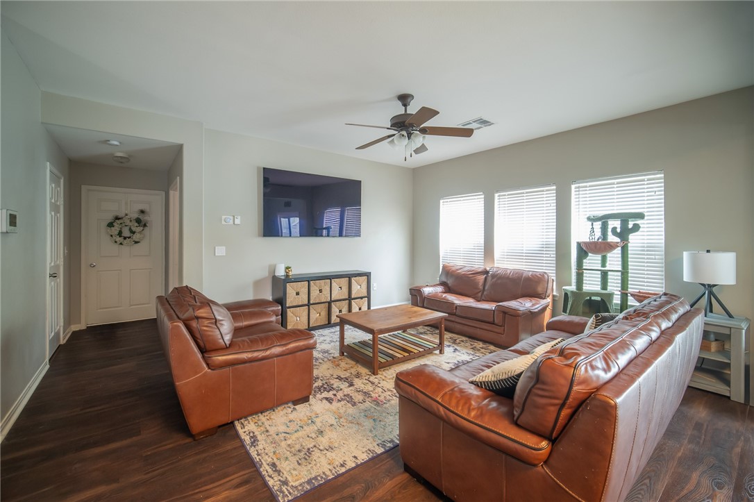 7022 Trantella Court Corpus Christi TX 78414