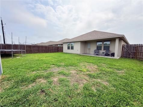 8133 Cattlemen Drive Corpus Christi TX 78414