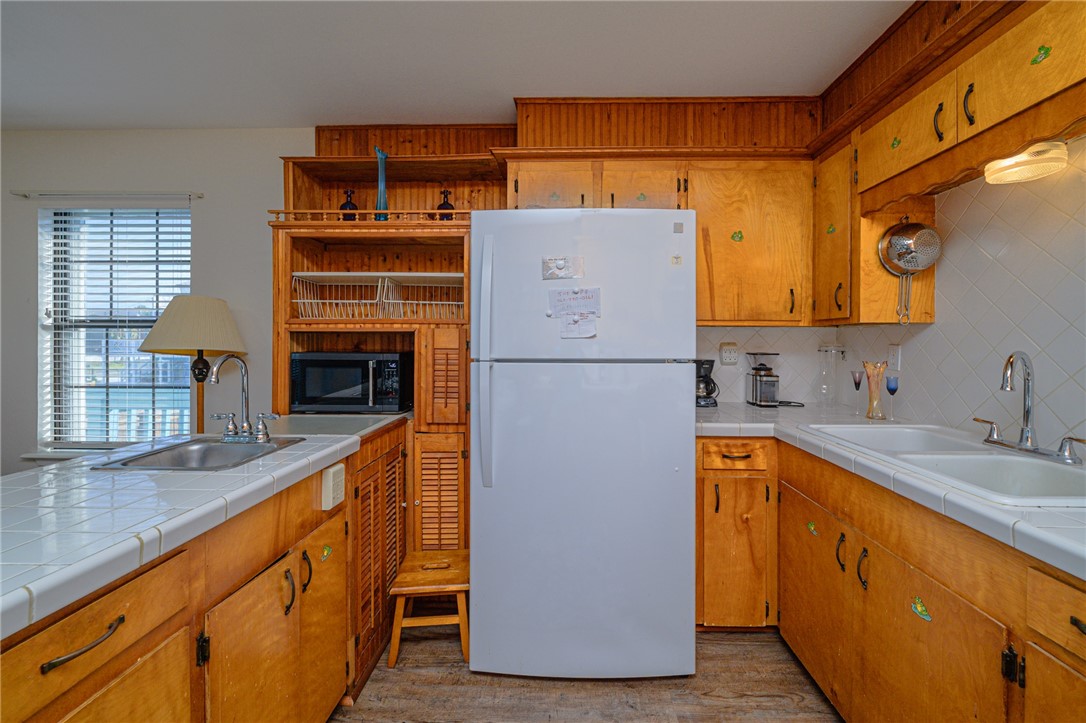 704 S Magnolia Street Rockport TX 78382