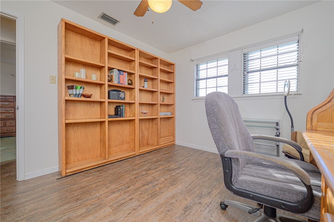 704 S Magnolia Street Rockport TX 78382