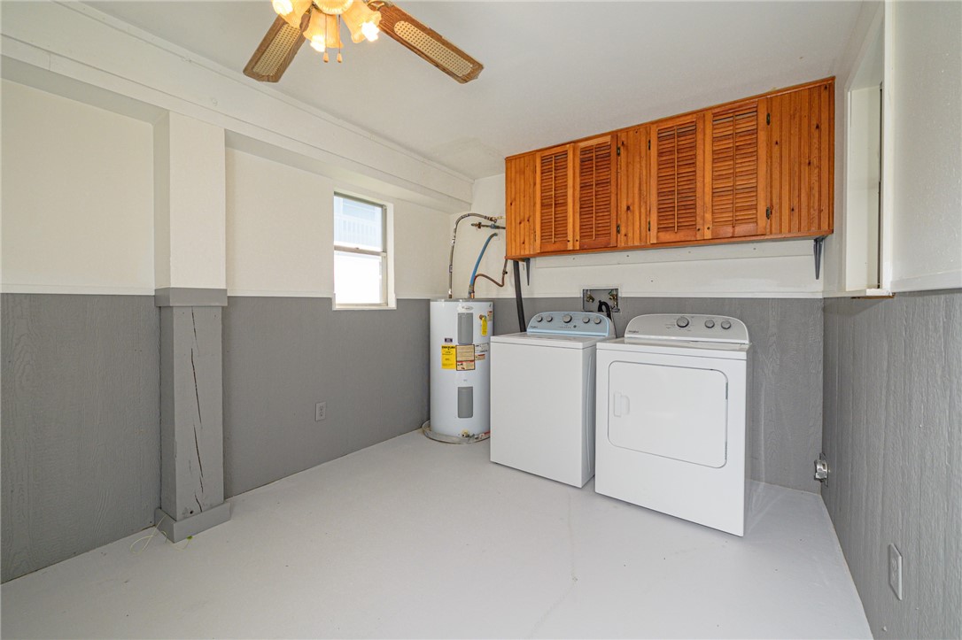 704 S Magnolia Street Rockport TX 78382
