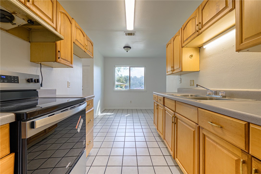123 Cenizo Rockport TX 78382
