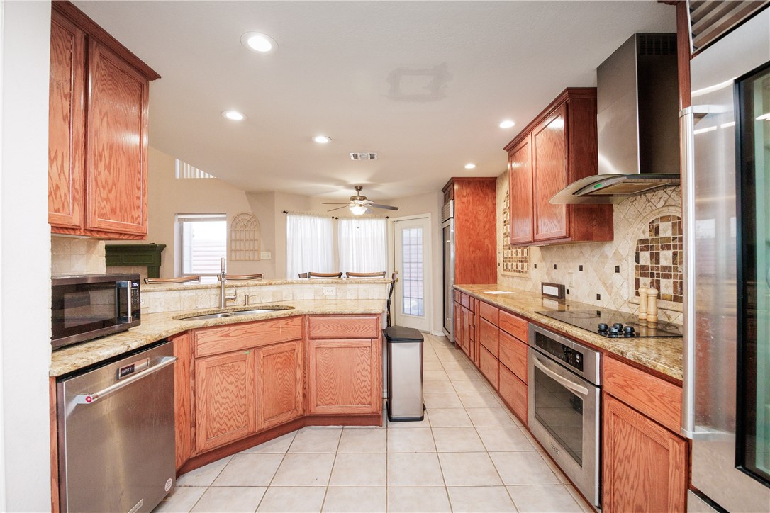 7409 Lake Buchanan Court Corpus Christi TX 78413