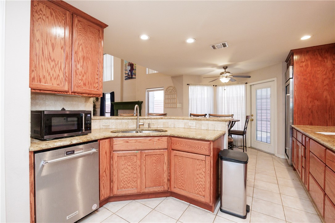 7409 Lake Buchanan Court Corpus Christi TX 78413