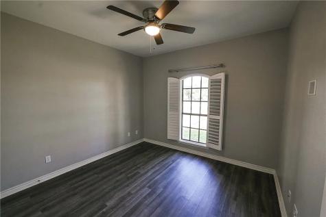 100 Lone Oak Street Portland TX 78374
