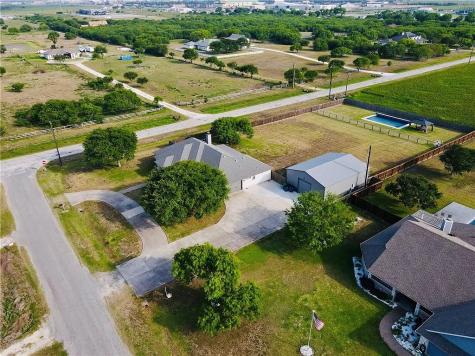 100 Lone Oak Street Portland TX 78374