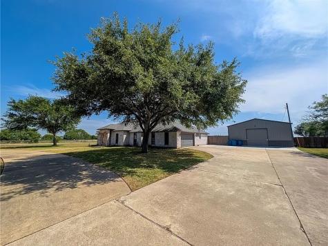 100 Lone Oak Street Portland TX 78374
