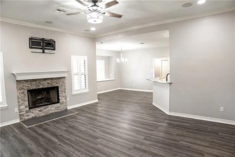 100 Lone Oak Street Portland TX 78374