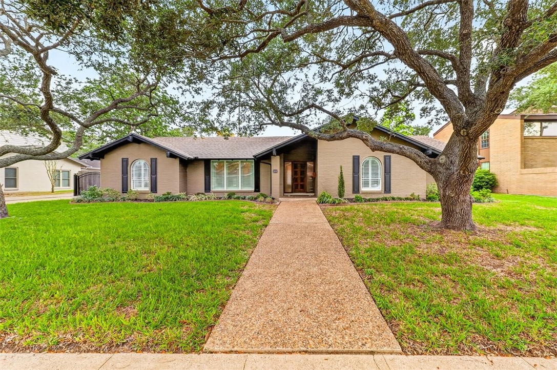 4950 Oakmont Drive Corpus Christi TX 78413