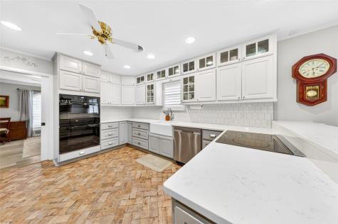 4950 Oakmont Drive Corpus Christi TX 78413