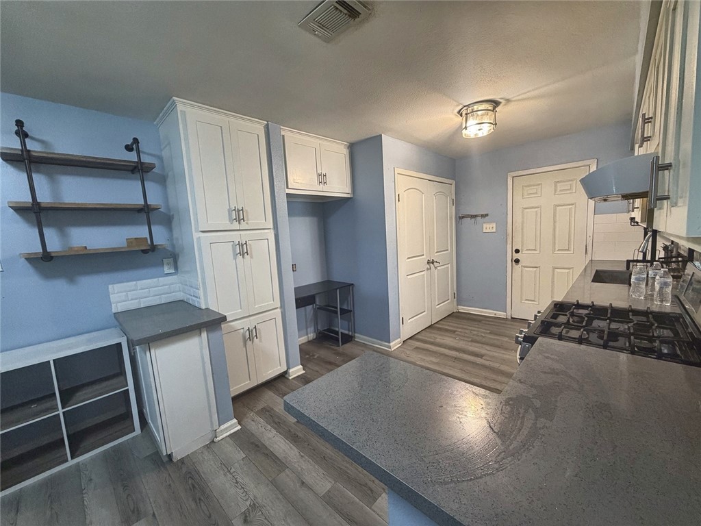 125 Mohawk Street Corpus Christi TX 78405