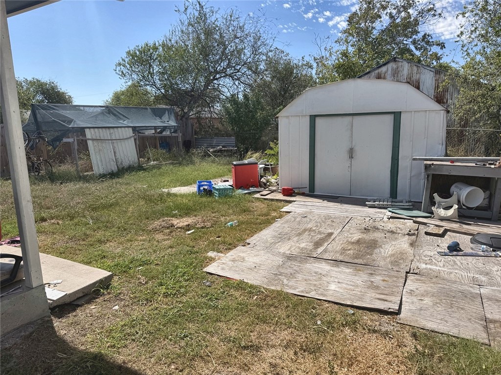 125 Mohawk Street Corpus Christi TX 78405