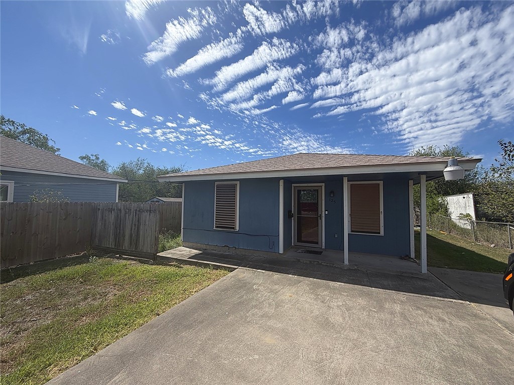 125 Mohawk Street Corpus Christi TX 78405