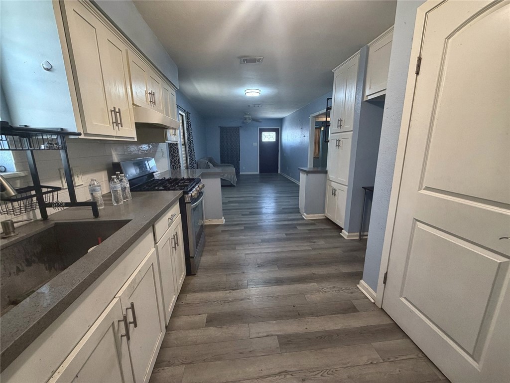 125 Mohawk Street Corpus Christi TX 78405