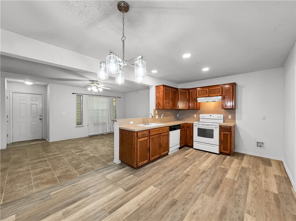 7810 Falcon Drive Corpus Christi TX 78414