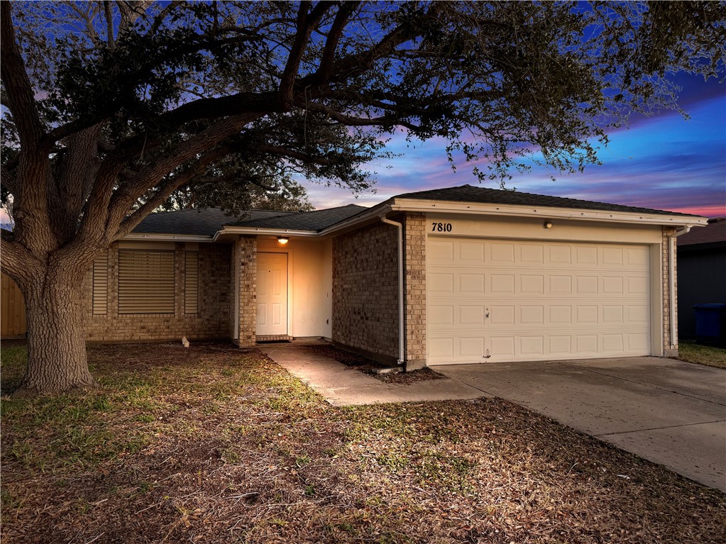 7810 Falcon Drive Corpus Christi TX 78414