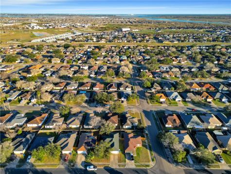 7810 Falcon Drive Corpus Christi TX 78414