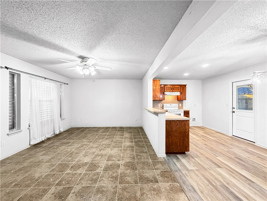 7810 Falcon Drive Corpus Christi TX 78414