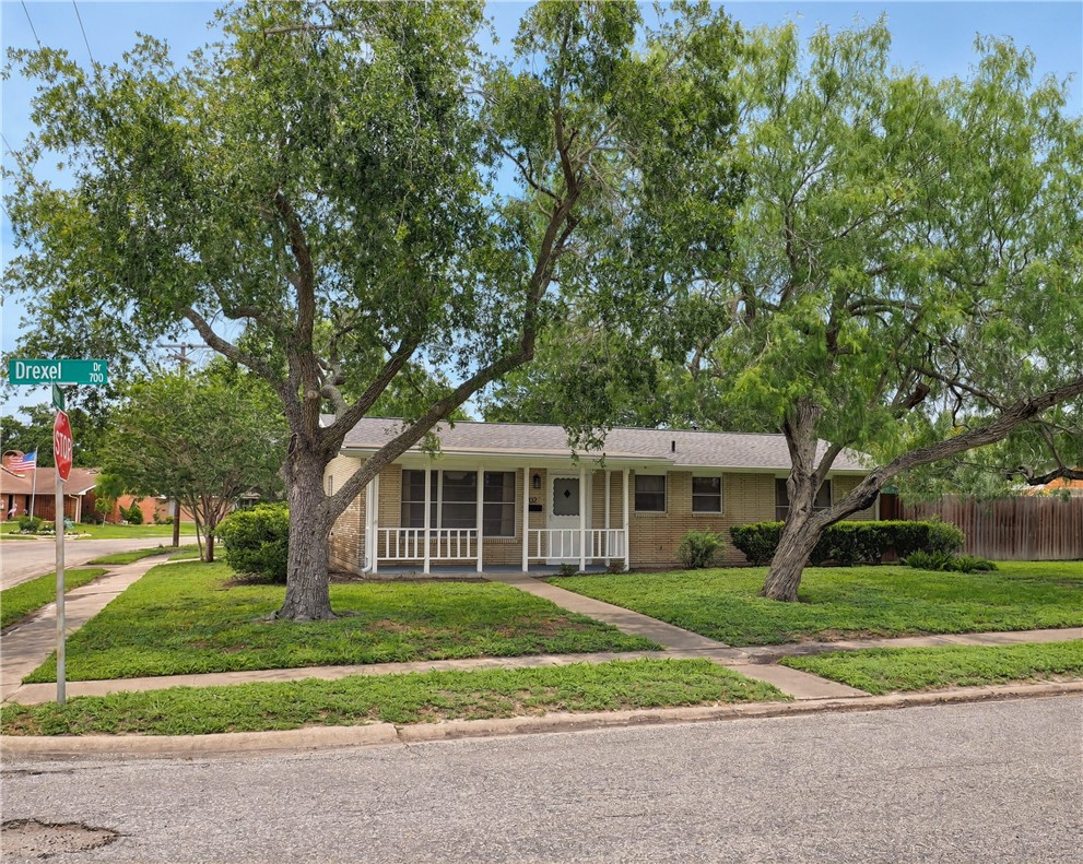 702 Drexel Drive Corpus Christi TX 78412