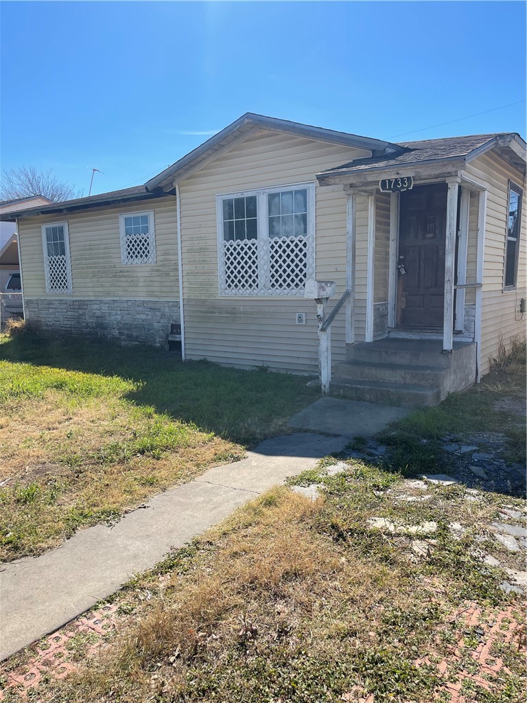 1733 Karen Drive Corpus Christi TX 78416