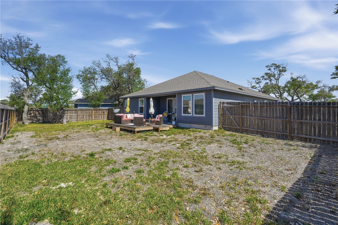 117 Aruba Drive Rockport TX 78382