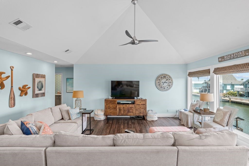 20 Flamingo Road Rockport TX 78382