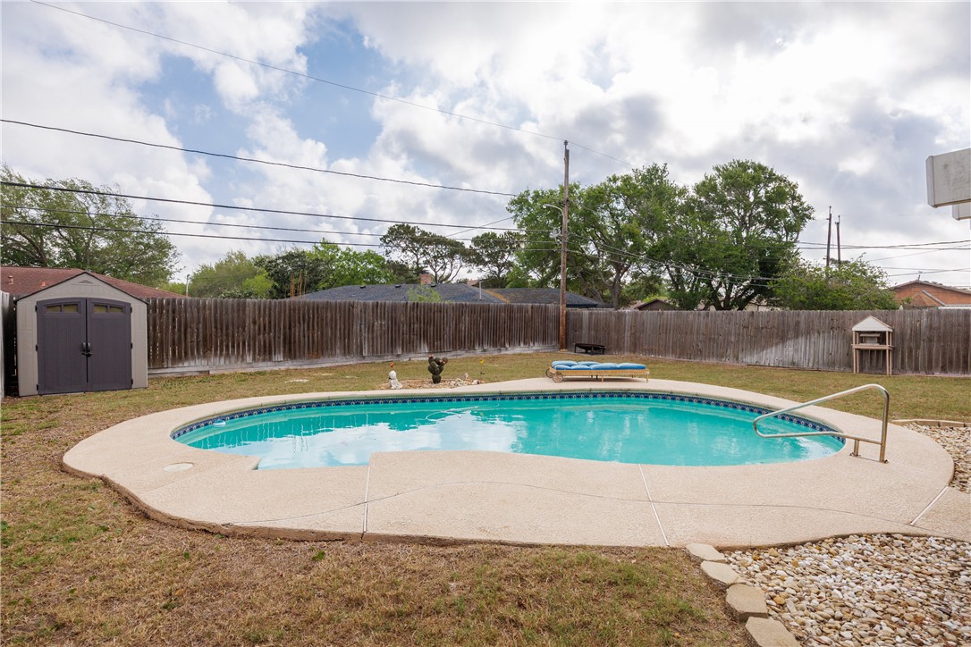 542 Vega Drive Corpus Christi TX 78418