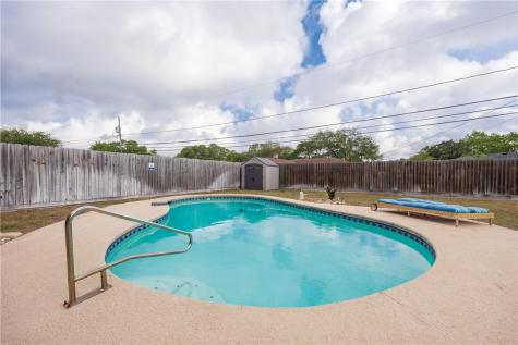 542 Vega Drive Corpus Christi TX 78418