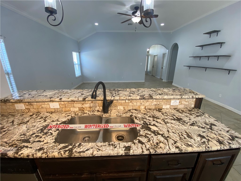 3837 Woodhouse Corpus Christi TX 78414