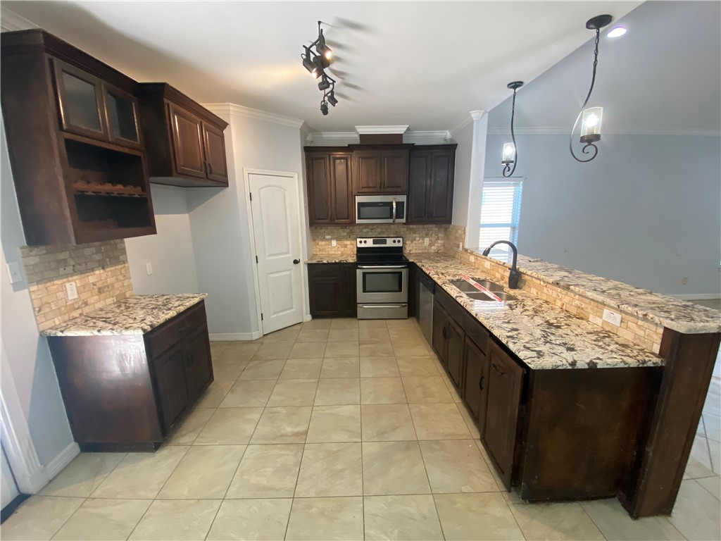 3837 Woodhouse Corpus Christi TX 78414