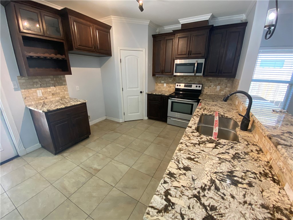 3837 Woodhouse Corpus Christi TX 78414