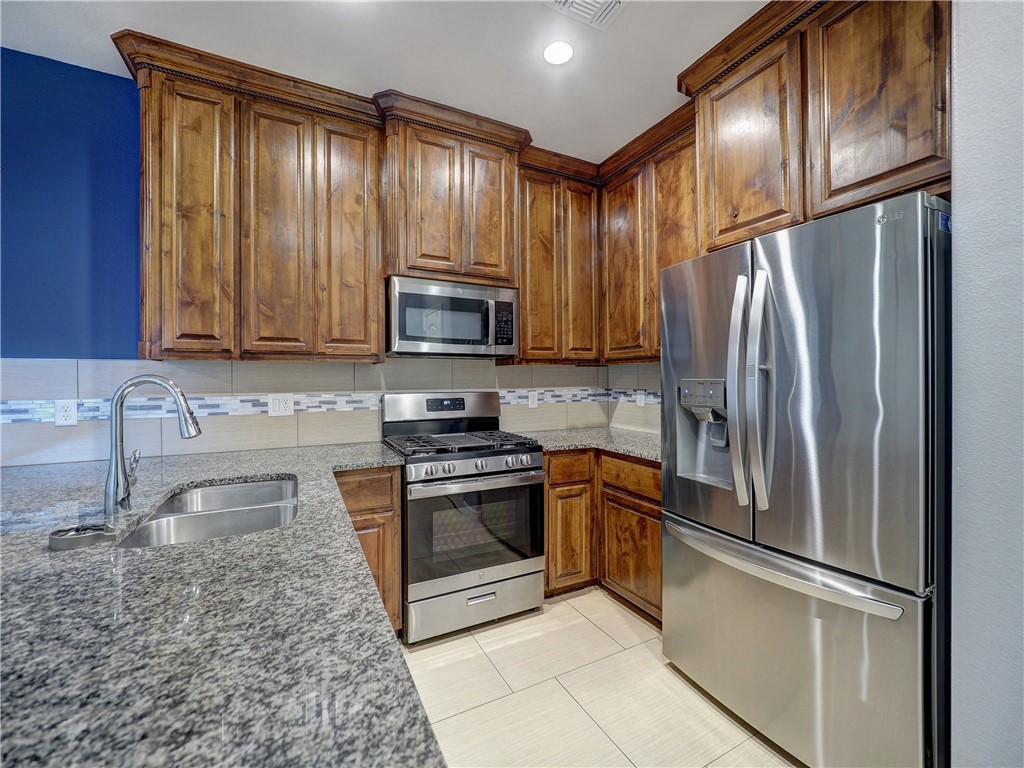7421 Seal Beach Court Corpus Christi TX 78414
