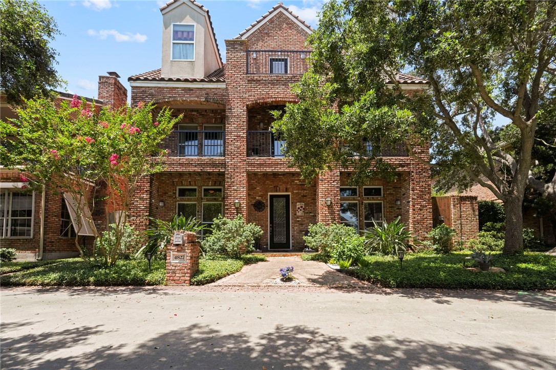 4827 Ocean Drive Corpus Christi TX 78412