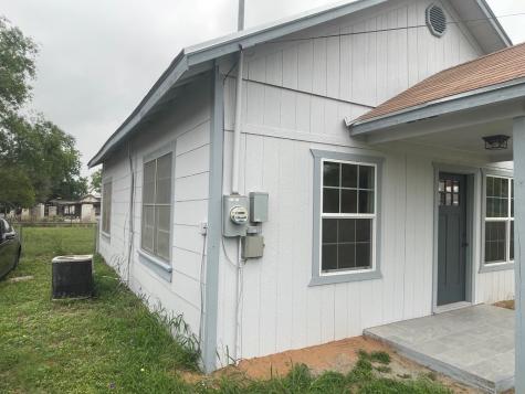 601 E Lucille Street Hebbronville TX 78361